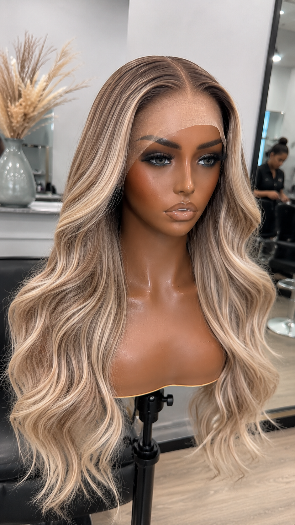 MOCHA ROSE | Layered Wave Wig