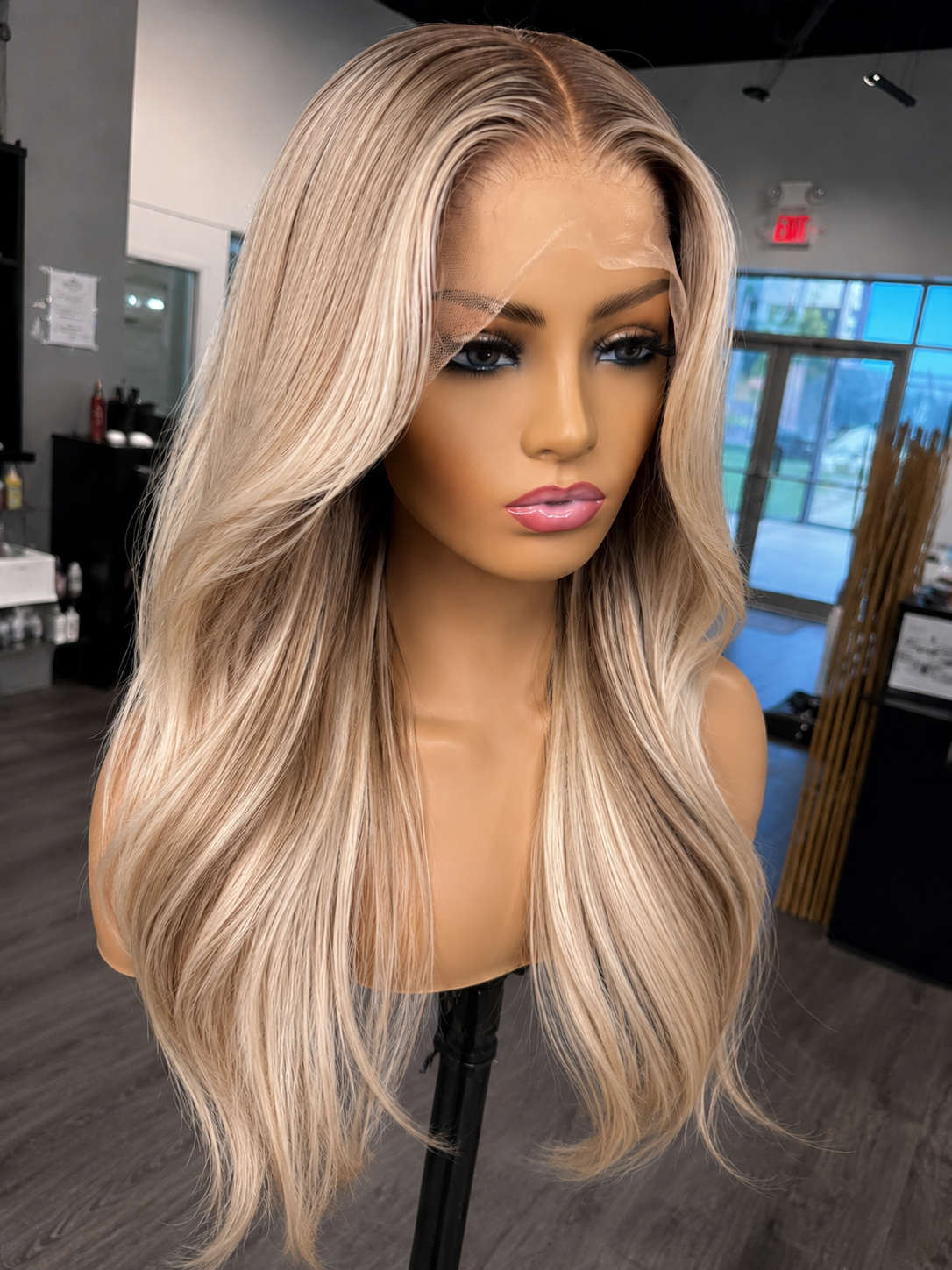 Luxury Platinum Vanilla Wig